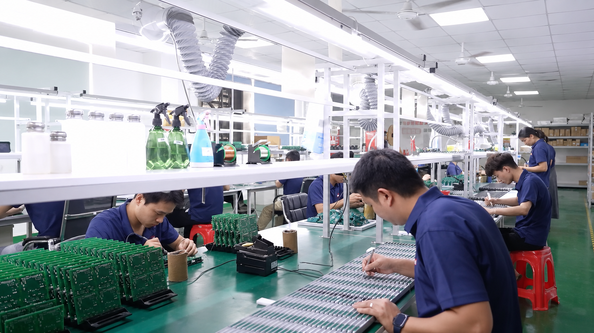 Shenzhen Jutai Comm Co., Ltd. خط تولید سازنده